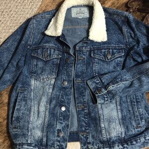 Jeanius men’s denim jacket in large